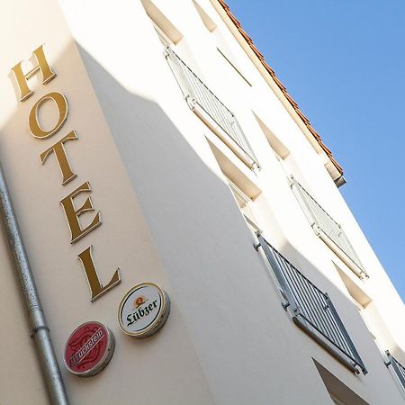 Hotel Kronprinz グライフスヴァルト エクステリア 写真